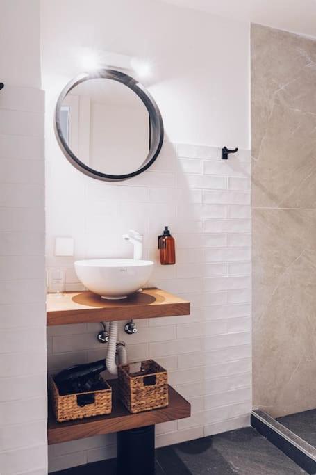 The Repose Aesthetic Apt. R1 Appartement